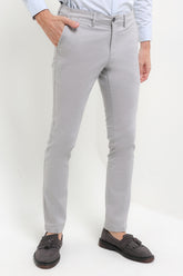 Cardinal Celana Panjang Chinos Skinny Pria F2062BK04C